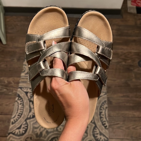 Clarks sandal new with box size 8 - Picture 2 of 4